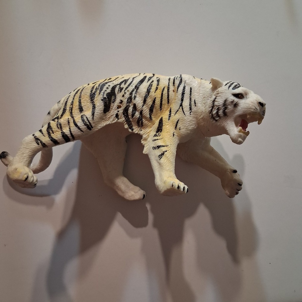 Lot  of 15 Safari Wild Life Rubber Animals Figures - Picture 4 of 14